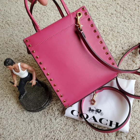 NWT COACH, the Glove-Tanned Leather Crystal Rivets Mini Cashin Tote Bag - Picture 4 of 7